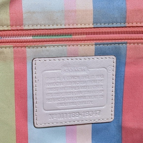 Coach Hampton Straw Tote Flower Appliqué Coral White Metallic Handbag 19347 - Picture 16 of 16